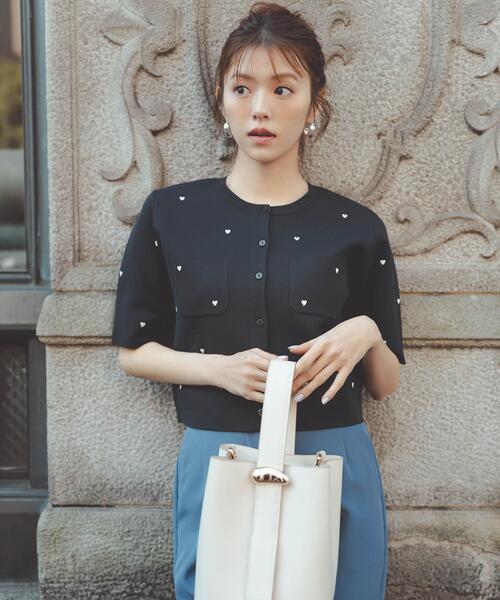 NATURAL BEAUTY BASIC(ナチュラルビューティーベーシック)の「【Oggi.jp掲載】◇ハート刺繍ニットジャケット(カーディガン/ボレロ・レディース・ブルー系その他6/ブルー系その他/ベージュ系その他/ホワイト系その他・FREE)」の14枚目の写真