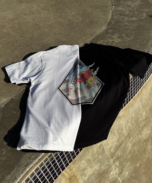 VOLCOM（ボルコム）の「VOLCOM メンズ NOZAKA SURF SS TEE Tシャツ 【2026年春夏モデル】（Tシャツ/カットソー・メンズ・ブラック/ホワイト・XX-LARGE/X-LARGE/LARGE/MEDIUM/SMALL）」の5枚目の写真
