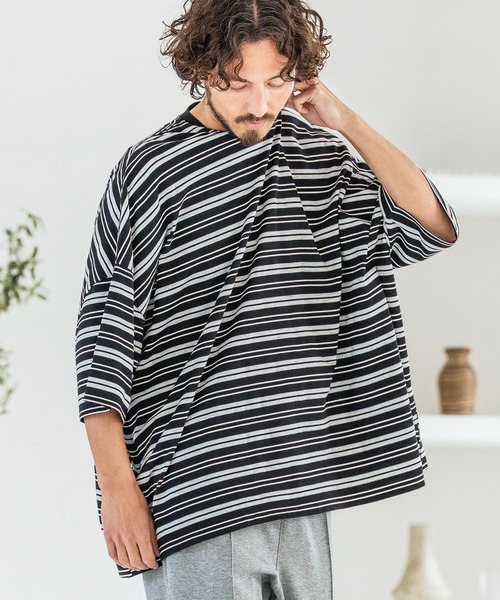 Magine(マージン)の「mt10397-Multi-Stripe Fabric Short Sleeve T-Shirt Tシャツ(MGN-261-053)(Tシャツ/カットソー・メンズ・ベージュ/ブラック・44/46/48)」の18枚目の写真