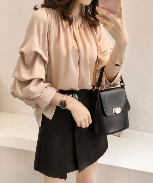 SallyLunn(サリーラン)の「ギャザーフリルスリーブブラウス(シャツ/ブラウス・レディース・ベージュ/ピンク/ブルー・MEDIUM/LARGE)」の8枚目の写真