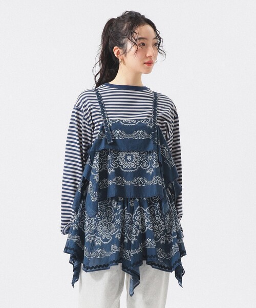 BEAMS BOY（ビームスボーイ）の「バンダナ プリント キャミ（キャミソール・レディース・レッド/ネイビー・ONE SIZE）」の2枚目の写真