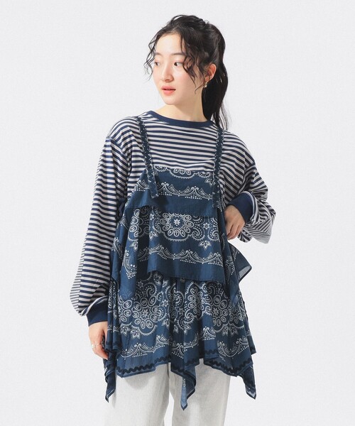 BEAMS BOY（ビームスボーイ）の「バンダナ プリント キャミ（キャミソール・レディース・レッド/ネイビー・ONE SIZE）」の4枚目の写真