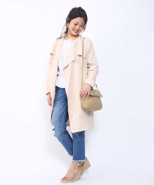 Chico（チコ）の「ドレープ衿ロングコート（トレンチコート・レディース・ベージュ/ライトベージュ/ネイビー・FREE）」の6枚目の写真