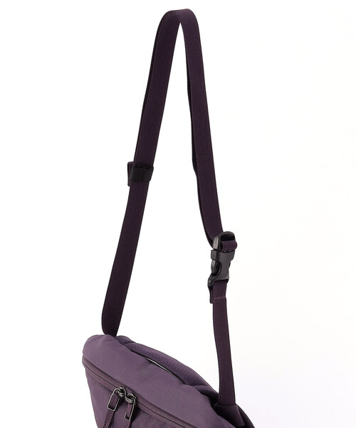 ARC'TERYX（アークテリクス）の「ARC'TERYX/アークテリクス Mantis 2 Waist Pack（ボディバッグ/ウエストポーチ・メンズ・ブラック/パープル/ベージュ・ONE SIZE）」の8枚目の写真