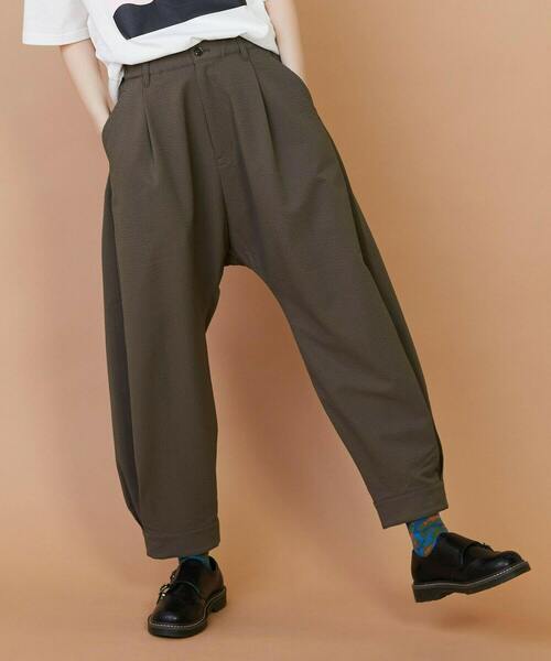 FRAPBOIS(フラボア)の「サッカー パンツ(その他パンツ・レディース・ブラック/カーキ・2/1)」の1枚目の写真