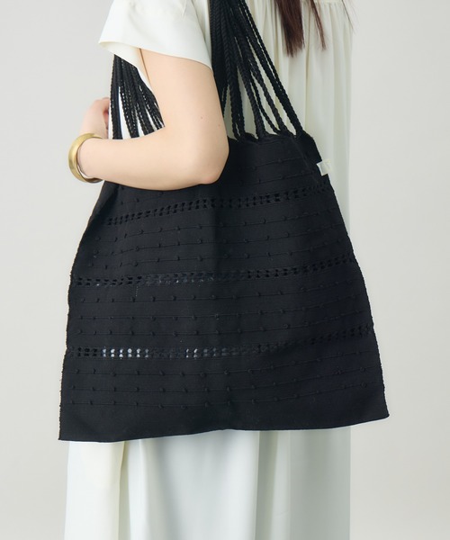 kuros'（クロス）の「ハンモックバッグ　ドット（トートバッグ・レディース・ブラック×ホワイト/ホワイト×ブラック/ブラック・FREE）」の13枚目の写真