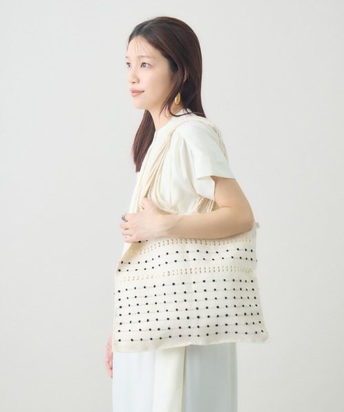 kuros'（クロス）の「ハンモックバッグ　ドット（トートバッグ・レディース・ブラック×ホワイト/ホワイト×ブラック/ブラック・FREE）」の6枚目の写真