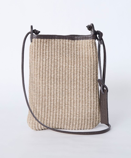 marco masi（マルコマージ）の「【MARCO MASI】ラフィア風ショルダーミニバッグ（ショルダーバッグ・レディース・グレイッシュベージュ・FREE）」の14枚目の写真