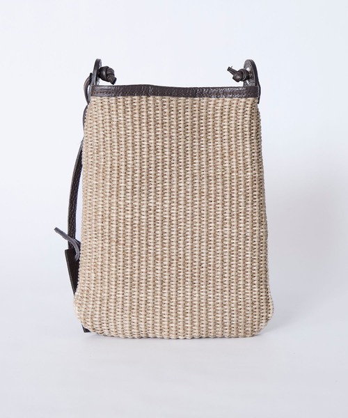 marco masi（マルコマージ）の「【MARCO MASI】ラフィア風ショルダーミニバッグ（ショルダーバッグ・レディース・グレイッシュベージュ・FREE）」の16枚目の写真