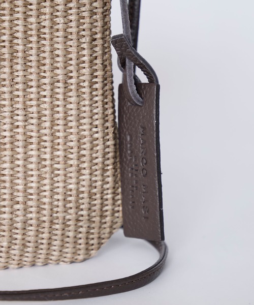 marco masi（マルコマージ）の「【MARCO MASI】ラフィア風ショルダーミニバッグ（ショルダーバッグ・レディース・グレイッシュベージュ・FREE）」の18枚目の写真