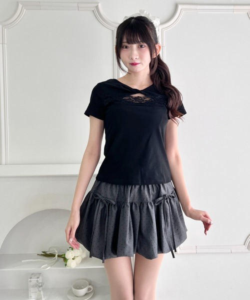 Loueme(ルエム)の「ツイストフロントレーストップス(Tシャツ/カットソー・レディース・イエロー/ホワイト/ブラック/ライトブルー・FREE)」の12枚目の写真