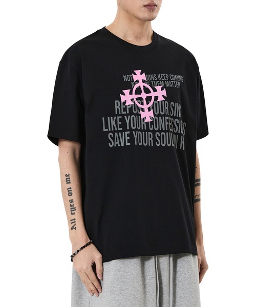 OY(オーワイ)の「『OY/オーワイ』CROSS NOTIFICATIONS TEE/クロスノーティフィケーションズTシャツ(Tシャツ/カットソー・メンズ・ホワイト/ブラック・M/L)」の4枚目の写真