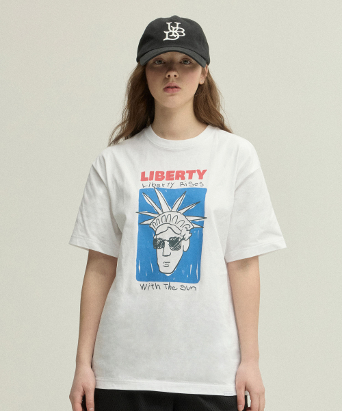 URBANDTYPE(アーバンディタイプ)の「リバティピープルTシャツ_ホワイト(Tシャツ/カットソー・レディース・その他・SMALL/MEDIUM/LARGE/X-LARGE)」の1枚目の写真
