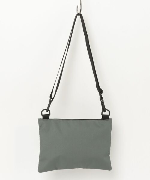 KELTY(ケルティ)の「ケルティ ES FLAT POUCH SM(ショルダーバッグ・メンズ・その他・ONE SIZE)」の5枚目の写真