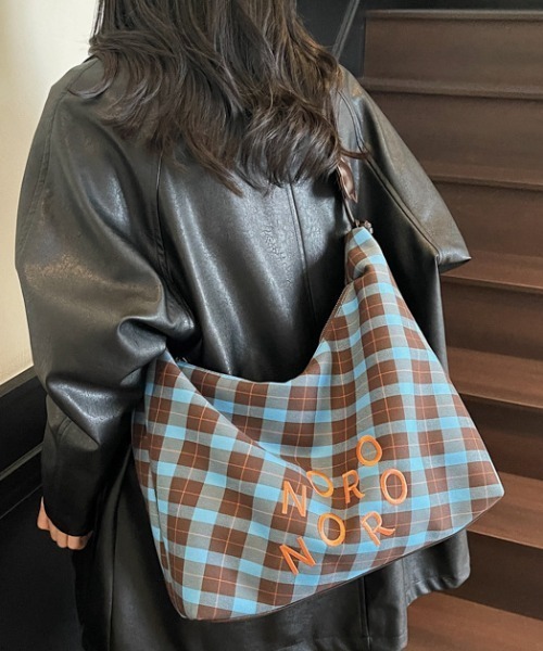 Vipoa（ヴィポア）の「Retro logo checkered shoulder bag（ショルダーバッグ・レディース・ブラック/グリーン/ブルー・FREE）」の6枚目の写真