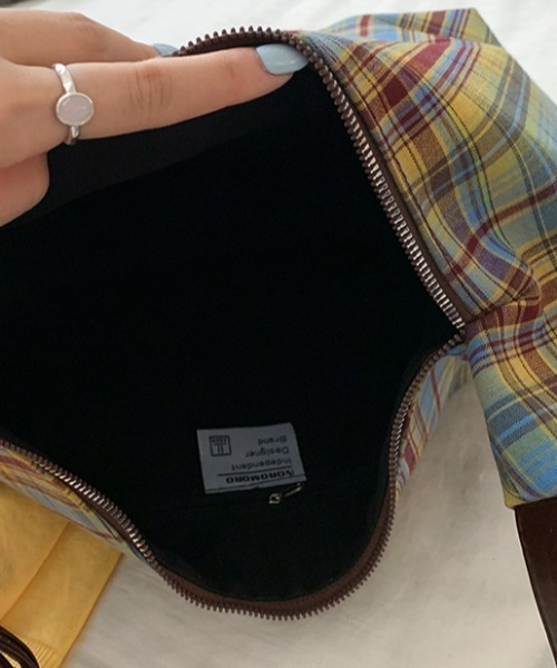 Vipoa（ヴィポア）の「Retro logo checkered shoulder bag（ショルダーバッグ・レディース・ブラック/グリーン/ブルー・FREE）」の19枚目の写真