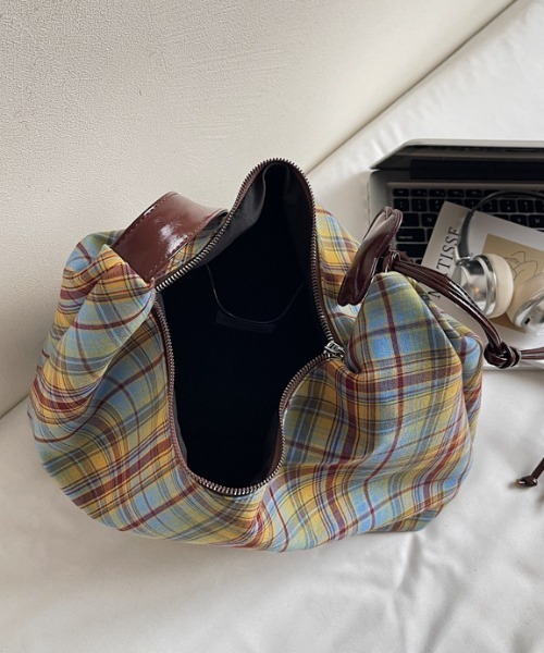 Vipoa（ヴィポア）の「Retro logo checkered shoulder bag（ショルダーバッグ・レディース・ブラック/グリーン/ブルー・FREE）」の21枚目の写真