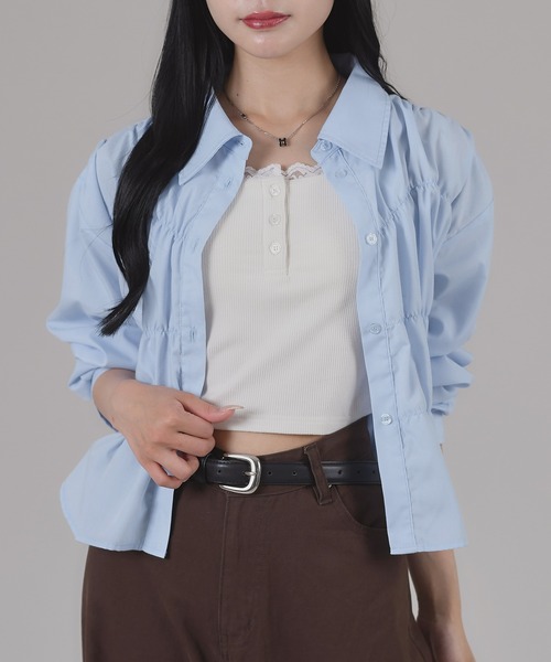 apres jour mignon(アプレジュールミニョン)の「フロントシャーリングシャツ(シャツ/ブラウス・レディース・ブラック系その他/オフホワイト/ブルー/ピンク/ブルー系その他・LARGE/フリー)」の4枚目の写真