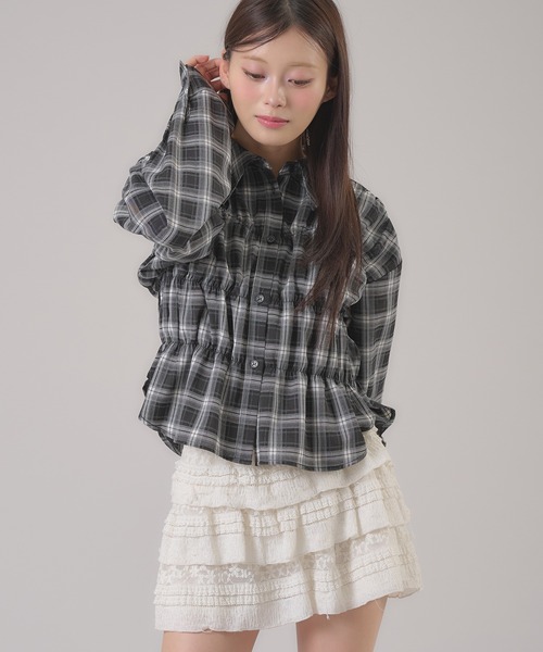apres jour mignon(アプレジュールミニョン)の「フロントシャーリングシャツ(シャツ/ブラウス・レディース・ブラック系その他/オフホワイト/ブルー/ピンク/ブルー系その他・LARGE/フリー)」の17枚目の写真
