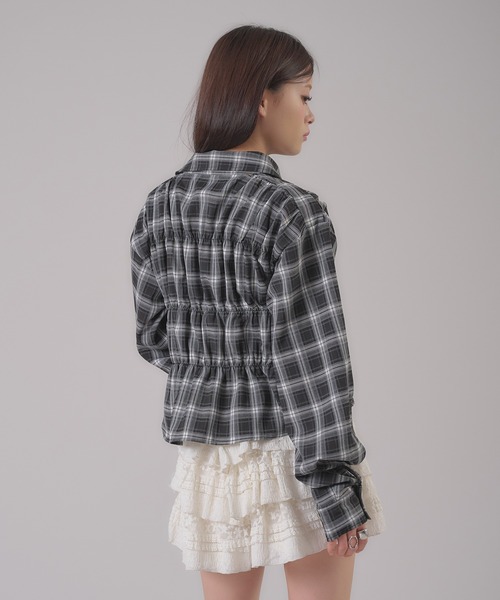 apres jour mignon(アプレジュールミニョン)の「フロントシャーリングシャツ(シャツ/ブラウス・レディース・ブラック系その他/オフホワイト/ブルー/ピンク/ブルー系その他・LARGE/フリー)」の19枚目の写真