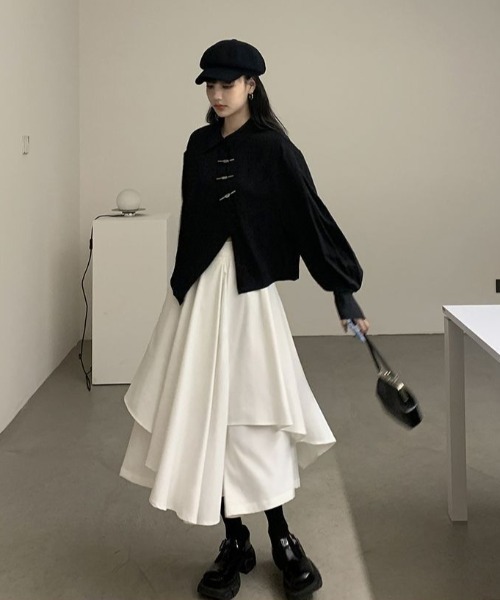 SHEPP（シープ）の「アシンメトリー レイヤード ボリューム フレアスカート（スカート・レディース・ホワイト/ブラック・M/L）」の3枚目の写真