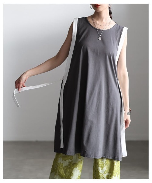 Sawa a la mode(サワアラモード)の「サイドラインノースリーブチュニック(チュニック・レディース・ブラック/チャコールグレー・FREE)」の21枚目の写真
