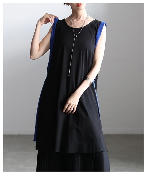 Sawa a la mode(サワアラモード)の「サイドラインノースリーブチュニック(チュニック・レディース・ブラック/チャコールグレー・FREE)」の11枚目の写真