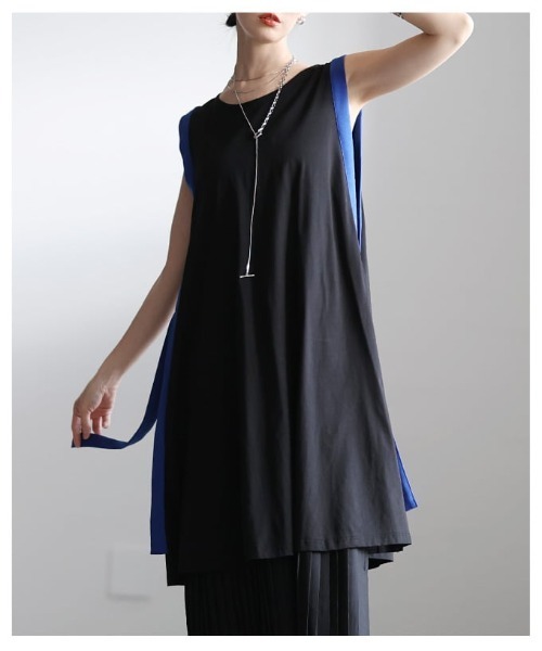 Sawa a la mode(サワアラモード)の「サイドラインノースリーブチュニック(チュニック・レディース・ブラック/チャコールグレー・FREE)」の10枚目の写真