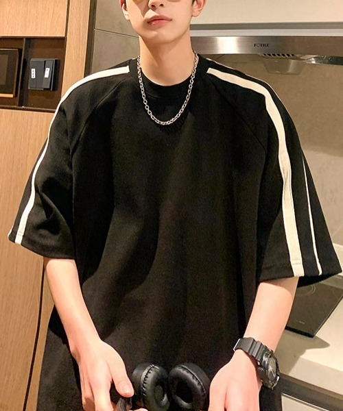 SHEPP(シープ)の「【UNISEX】サイドライン ビッグシルエット ラグラン半袖Tシャツ(Tシャツ/カットソー・メンズ・アイボリー/ブラック/ネイビー・L/M)」の7枚目の写真