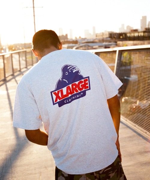 XLARGE(エクストララージ)の「SLANTED OG S/S TEE(Tシャツ/カットソー・メンズ・アッシュ/ブラック/ホワイト/ブルー・M/S/XXL/XL/L)」の1枚目の写真