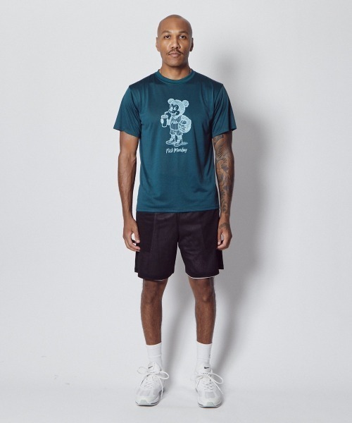AKTR(アクター)の「AKTR SKETCH NICK SPORTS TEE(アクター スケッチ ニック スポーツ ティー)(Tシャツ/カットソー・メンズ・グリーン系/ブラック系/グレー系・XX-LARGE/X-LARGE/LARGE/MEDIUM)」の3枚目の写真