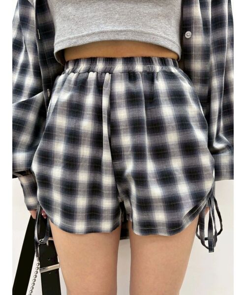EVRIS(エヴリス)の「【ウエストゴム】チェックショートパンツ【セットアップ着用可能】 春服(その他パンツ・レディース・レッド/ブラック・FREE)」の9枚目の写真