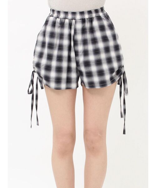 EVRIS(エヴリス)の「【ウエストゴム】チェックショートパンツ【セットアップ着用可能】 春服(その他パンツ・レディース・レッド/ブラック・FREE)」の16枚目の写真