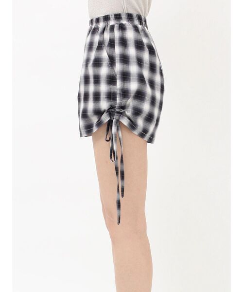 EVRIS(エヴリス)の「【ウエストゴム】チェックショートパンツ【セットアップ着用可能】 春服(その他パンツ・レディース・レッド/ブラック・FREE)」の17枚目の写真