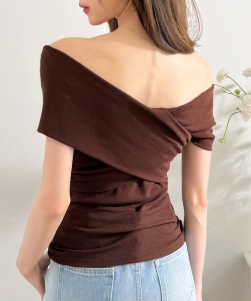 Ada.(エイダ)の「フロントクロス カシュクール デザイン ドレープ オフショルダー トップス(Tシャツ/カットソー・レディース・ブラウン/ブルー/ブラック/ホワイト・FREE)」の14枚目の写真