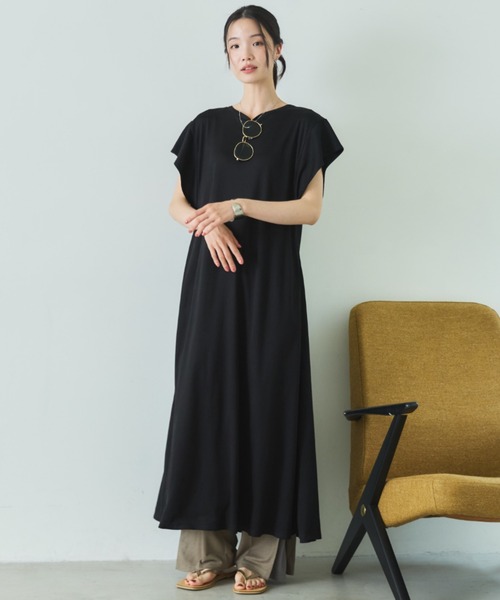 Doux archives(ドゥアルシーヴ)の「【接触冷感・マシンウォッシャブル】フレンチAラインワンピース(ワンピース・レディース・グレイッシュベージュ/ブラック/グリーン/レッド・FREE)」の6枚目の写真