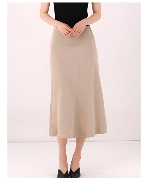 ACUD(アクド)の「Satin A-line Skirt _D.Beige(スカート・レディース・ベージュ・SMALL/MEDIUM)」の1枚目の写真