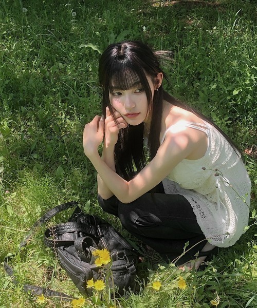 anyonemore(エニワンモア)の「アイレットレースサイドシャーリングミニキャミワンピース(ワンピース・レディース・アイボリー・FREE)」の9枚目の写真