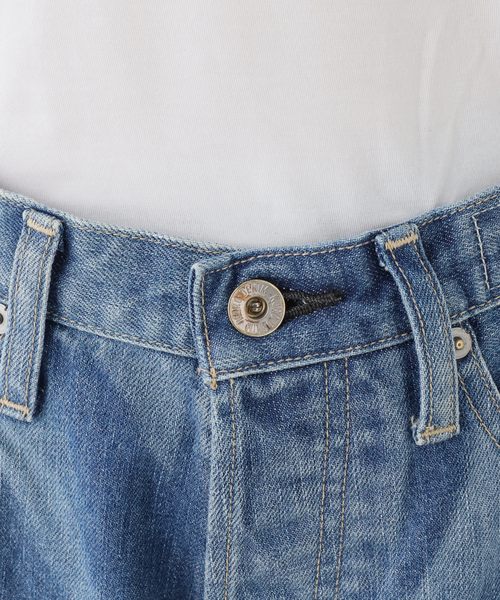 KURO(クロ)の「KURO STRUCTURE SHORT WASH002 964246:デニムパンツ(デニムパンツ・レディース・ネイビー・27/30)」の8枚目の写真
