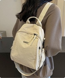 I.O.E（アイオイ）の「[韓国トレンド] 軽量デイリーミニバックパック（バックパック/リュック）」