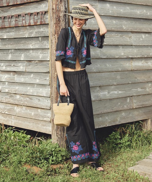 ROSE BUD(ローズバッド)の「EMBROIDERY RIBBON BLOUSE(シャツ/ブラウス・レディース・ホワイト/ブラック・ONE SIZE)」の6枚目の写真