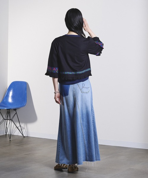 ROSE BUD(ローズバッド)の「EMBROIDERY RIBBON BLOUSE(シャツ/ブラウス・レディース・ホワイト/ブラック・ONE SIZE)」の21枚目の写真