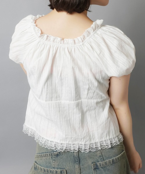SPINNS(スピンズ)の「半袖ブラウス/パフスリーブ/フロント2リボン(シャツ/ブラウス・レディース・ホワイト・ONESIZE)」の9枚目の写真