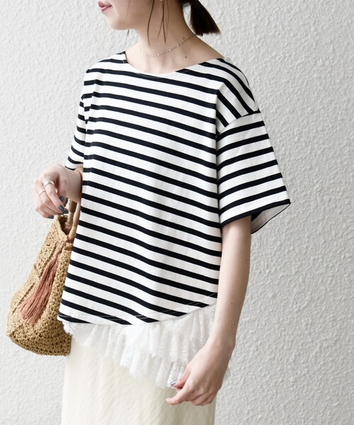 SHIPS any（シップス エニィ）の「SHIPS any:〈洗濯機可能〉レース ヘム アシンメトリー ショートスリーブ TEE（Tシャツ/カットソー・レディース・ブルー/ネイビー/ホワイト・ONE SIZE）」の6枚目の写真