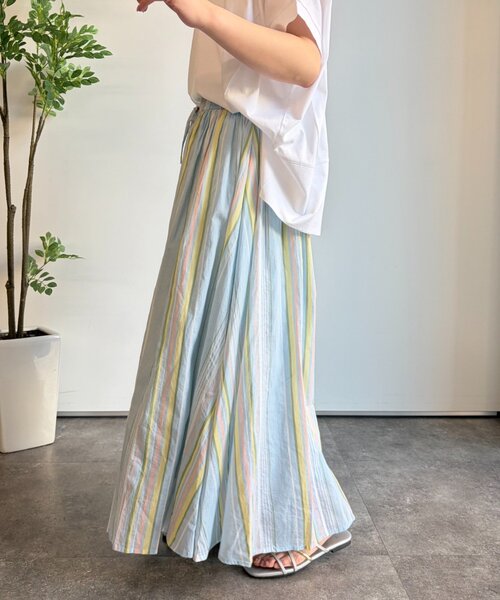 Jena espace merveilleux(ジェナ エスパスメルヴェイユ)の「綿ボイルギャザーフレアスカート(スカート・レディース・イエロー/チャコールグレー/ブラック/ブルー・FREE)」の8枚目の写真