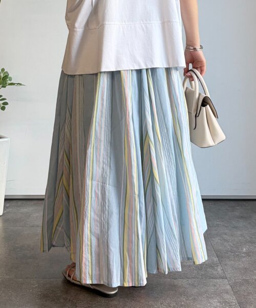 Jena espace merveilleux(ジェナ エスパスメルヴェイユ)の「綿ボイルギャザーフレアスカート(スカート・レディース・イエロー/チャコールグレー/ブラック/ブルー・FREE)」の9枚目の写真