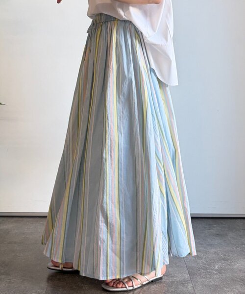 Jena espace merveilleux(ジェナ エスパスメルヴェイユ)の「綿ボイルギャザーフレアスカート(スカート・レディース・イエロー/チャコールグレー/ブラック/ブルー・FREE)」の10枚目の写真
