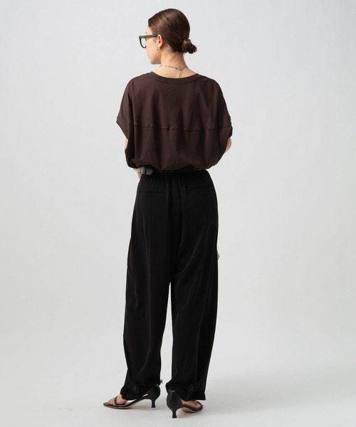 BAYFLOW（ベイフロー）の「[シルエット変更可]フィブリルリラックスパンツ（その他パンツ・レディース・モーブ系/ブラック/グレイッシュベージュ・SMALL/MEDIUM）」の18枚目の写真