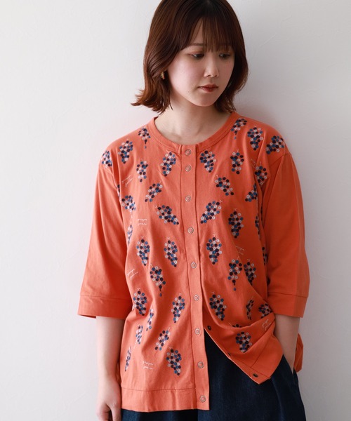 Emago(イマゴ)の「EMAGO ぶどう刺繍カーデ(カーディガン/ボレロ・レディース・オレンジ/ホワイト/ブラック・FREE)」の17枚目の写真