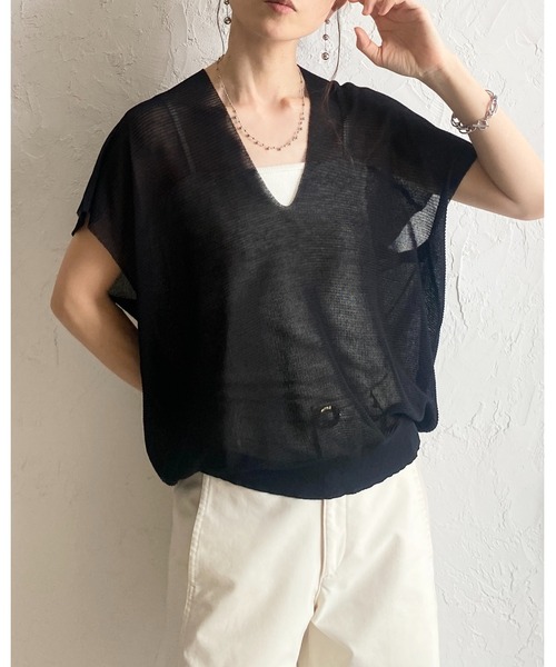 She's Closet(シーズクローゼット)の「ショート丈 半袖 ドルマンスリーブ 深Vネック シアーニット トップス(ニット/セーター・レディース・アイボリー/モカ/ブラック・FREE)」の18枚目の写真